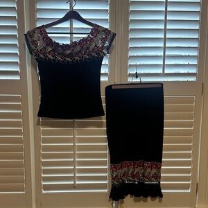 Elegant Black Dress with Floral Lace